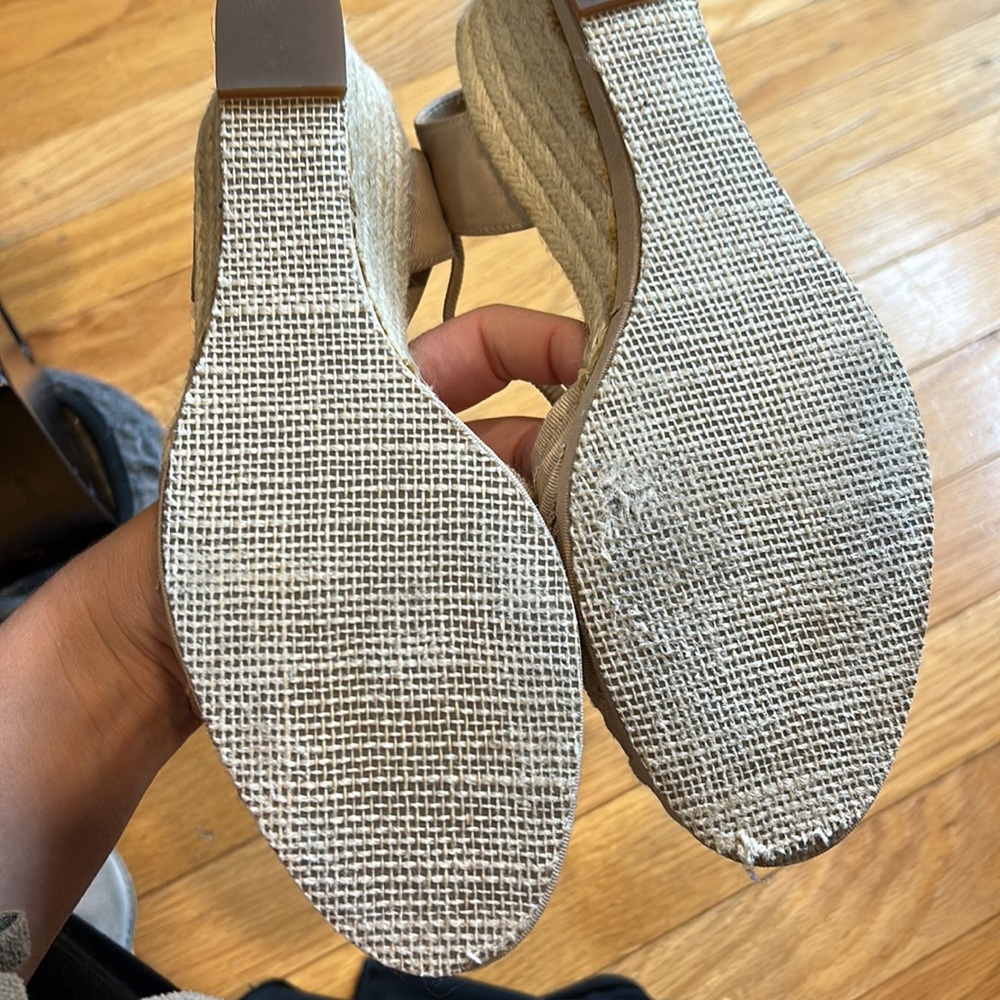 Liz Claiborne wedges - Picture 4 of 5